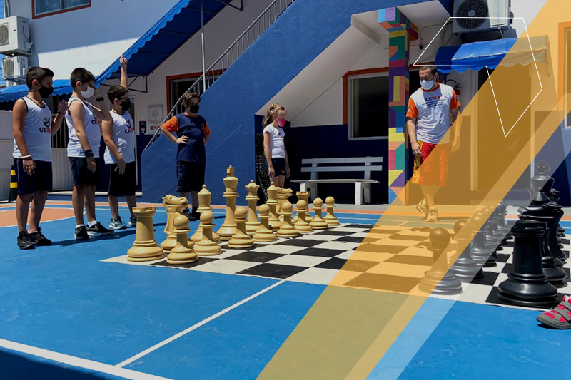 Xadrez na escola: jogo desenvolve competências e habilidades da BNCC