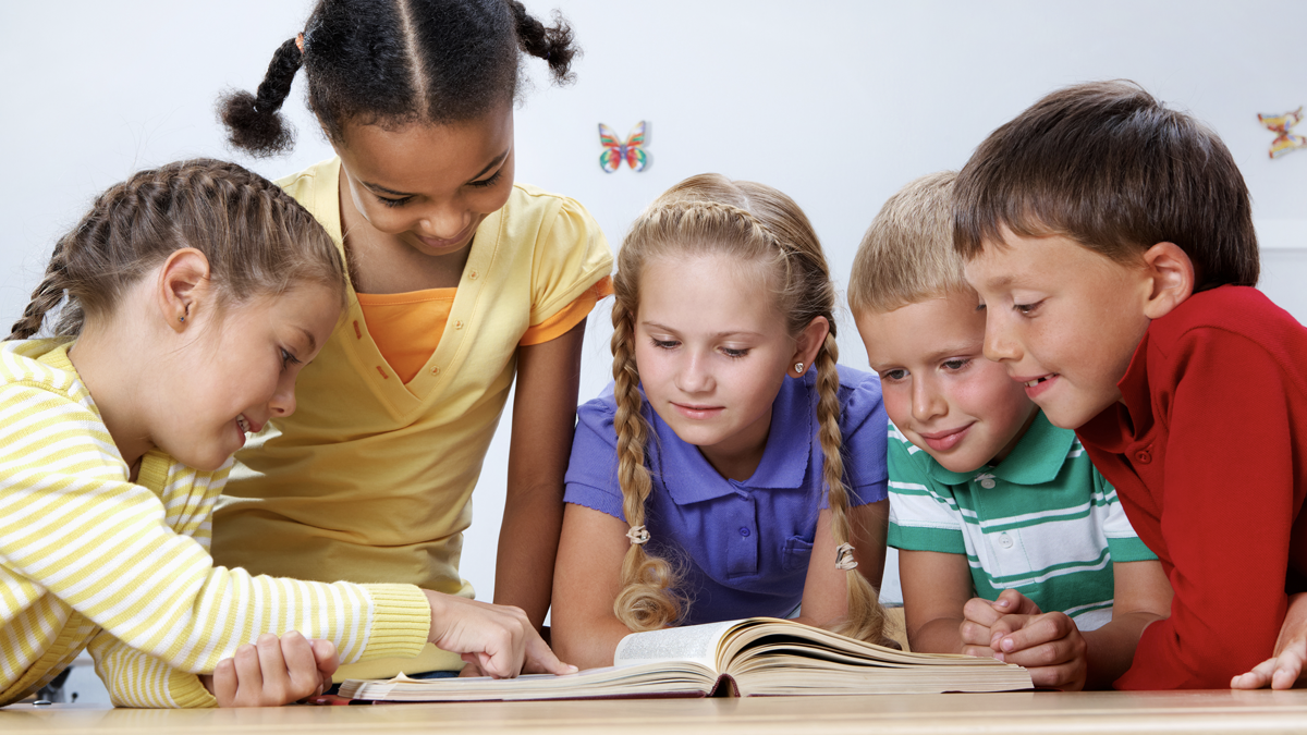 Minicurso propõe “descolonização” na educação brasileira