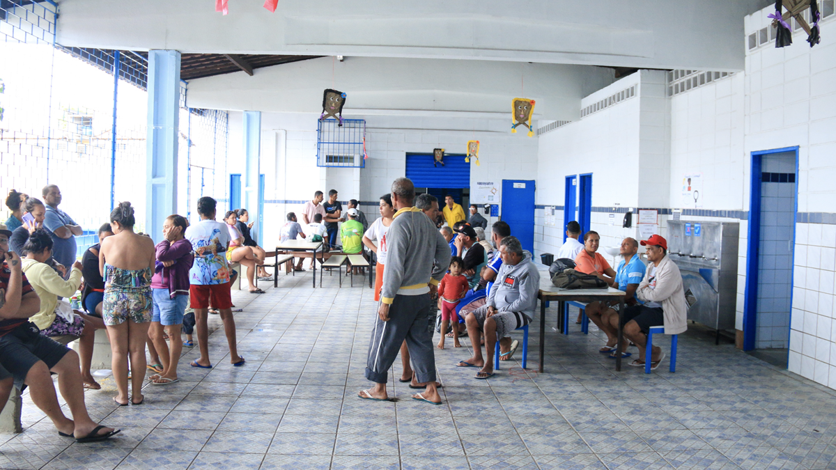 Em Maceió, escolas servem de abrigo para mais de 300 pessoas