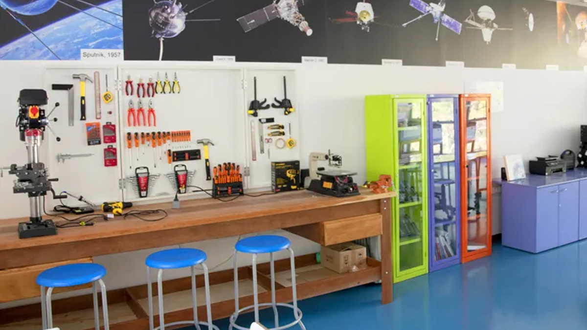 Escola do Futuro: inaugurado espaço maker para professores da rede básica de ensino