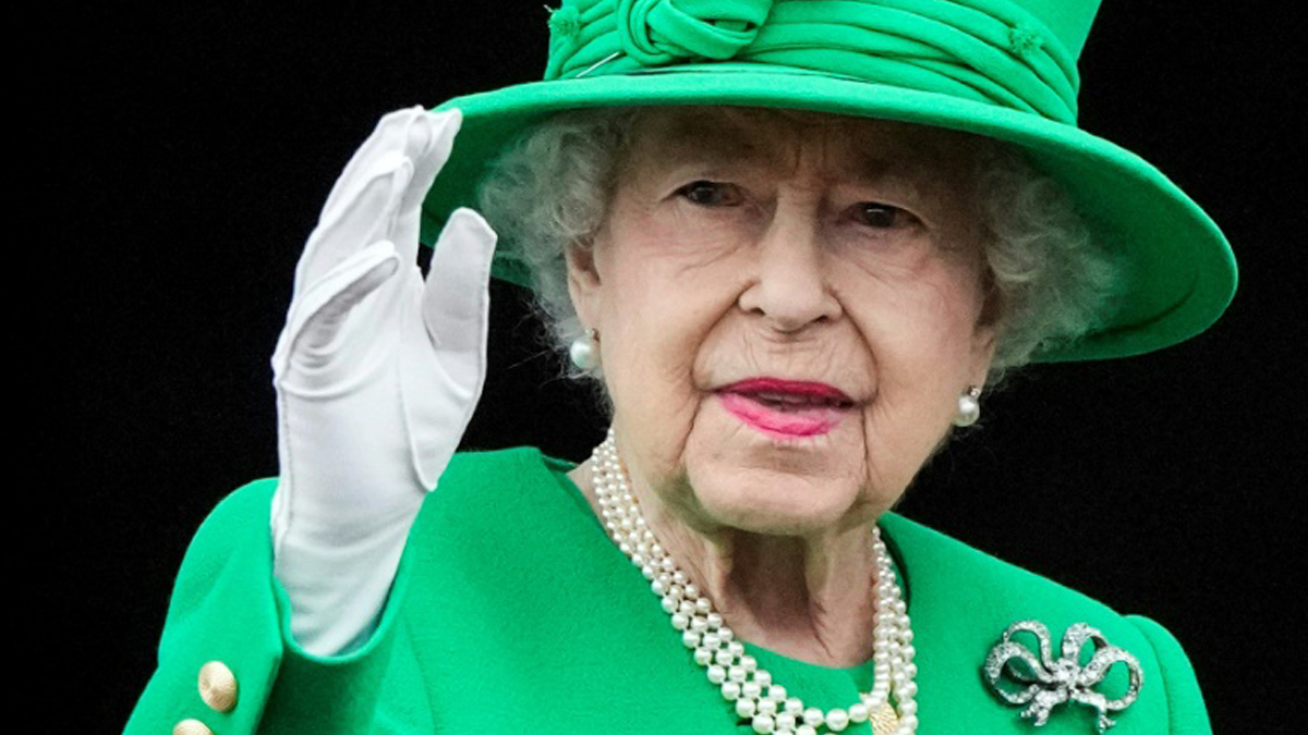 Como abordar a morte da Rainha Elizabeth II em sala de aula?