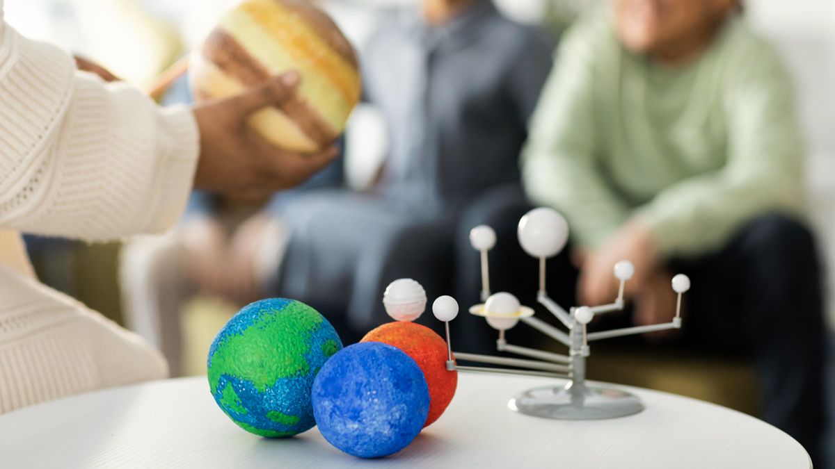 USP oferece curso de Astronomia para professores da educação básica